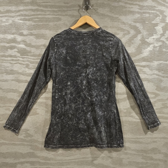 LIPSTICK SZ L Biker Punk Goth V-Neck Long Sleeve Cross Wings Embellished Shirt - Picture 2 of 10